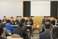 議長　荊木裕司先生