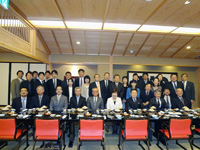 懇親会の様子