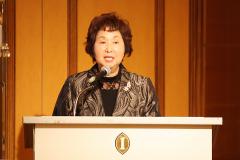 伊藤克子　鶴見大学学長